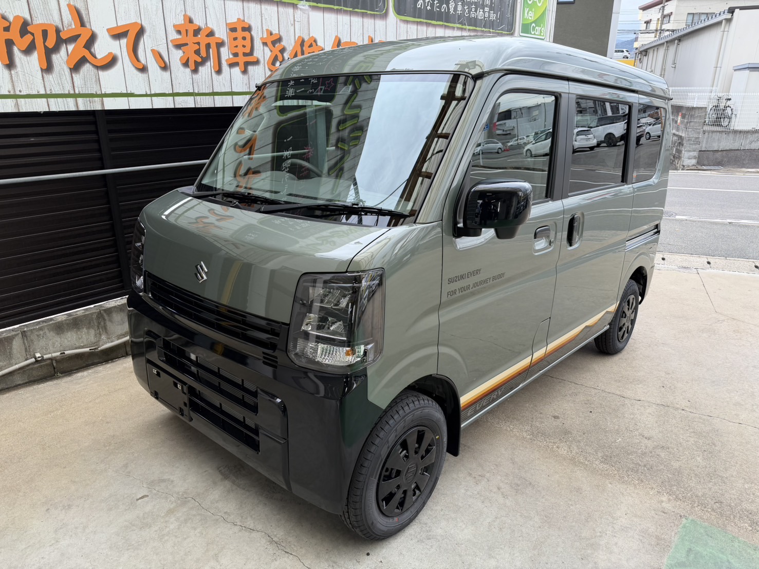 【ご納車レポート】スズキ エブリイ Jリミテッド4WD新車をご納車|福岡で総額2,237,000円|ハイゼットカーゴとの違いも解説